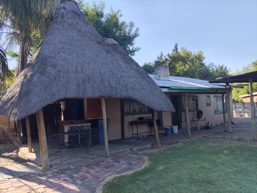 3 Bedroom Property for Sale in Rustenburg Central North West